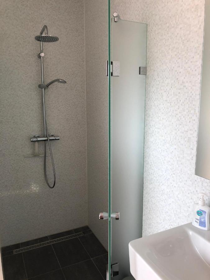 Broek Chalet Royal מראה חיצוני תמונה