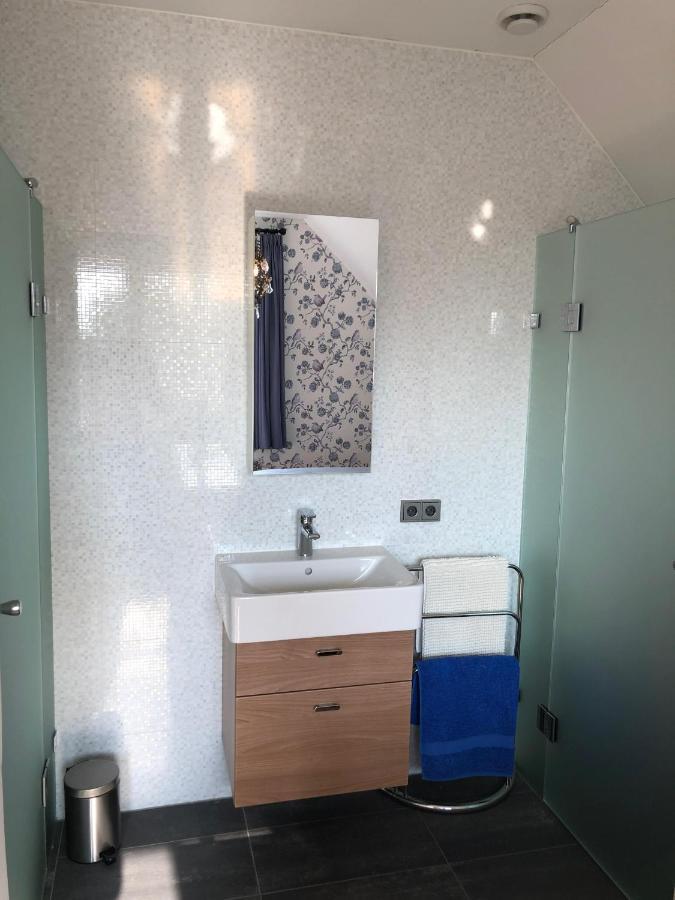 Broek Chalet Royal מראה חיצוני תמונה